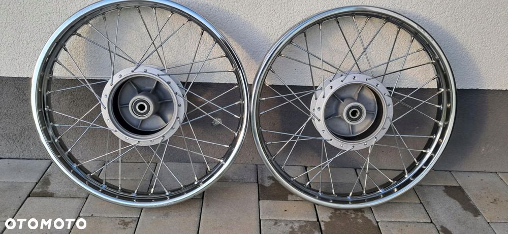 koło koła wsk 175 przód + tył obręcz felga 1.85-18 po renowacji piasta 2 sz - 2