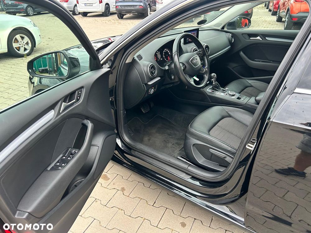 Audi A3 Sportback 1.4 TFSI cylinder on demand S tronic Ambiente - 17