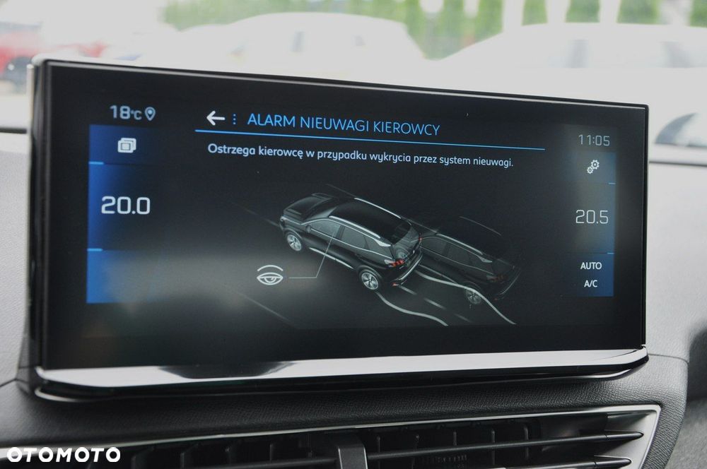 Peugeot 3008 1.2 PureTech Allure S&S - 28