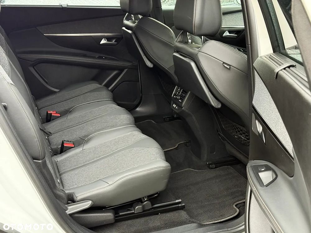 Peugeot 5008 BlueHDi 180 EAT8 GT - 37