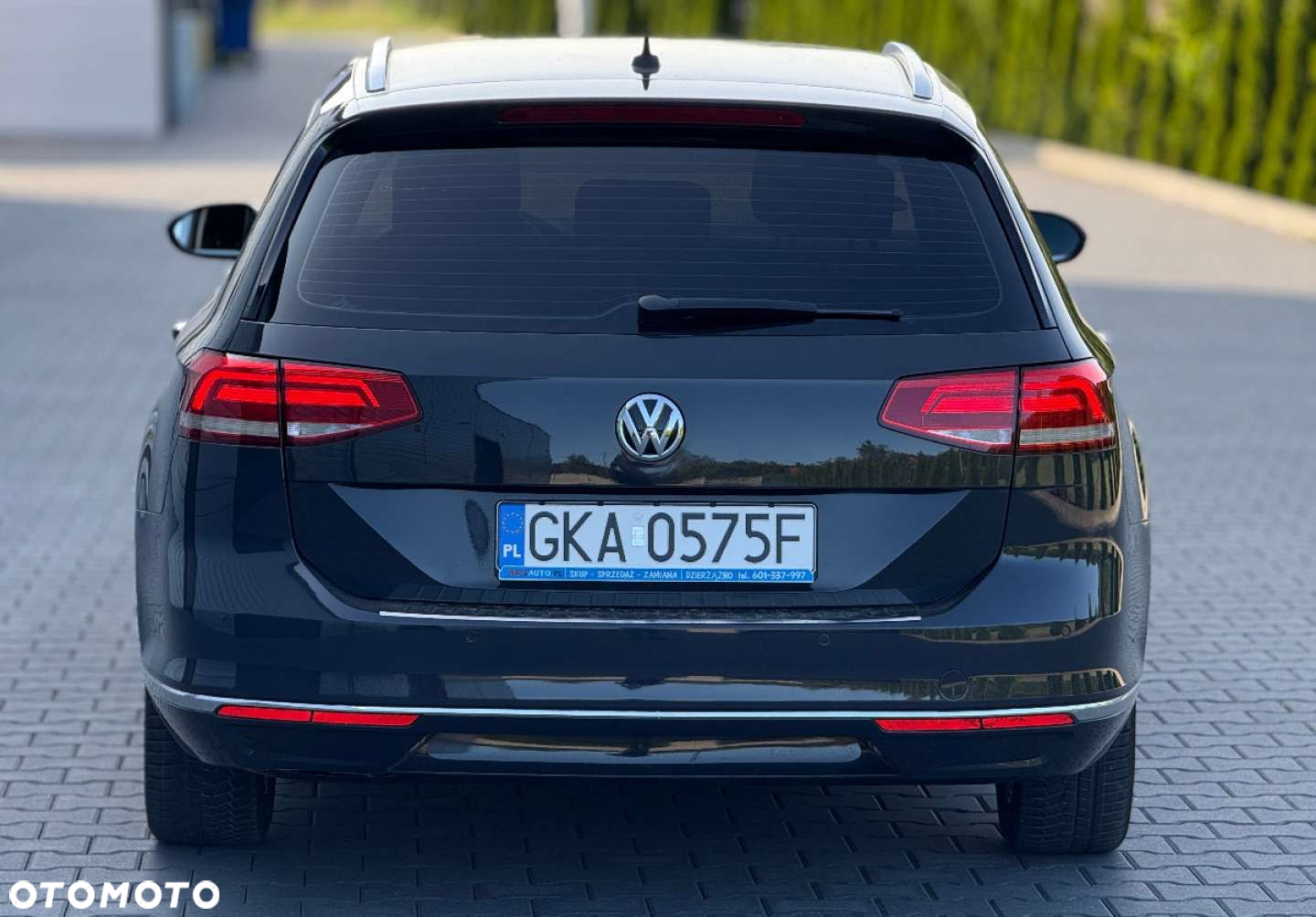 Volkswagen Passat - 8
