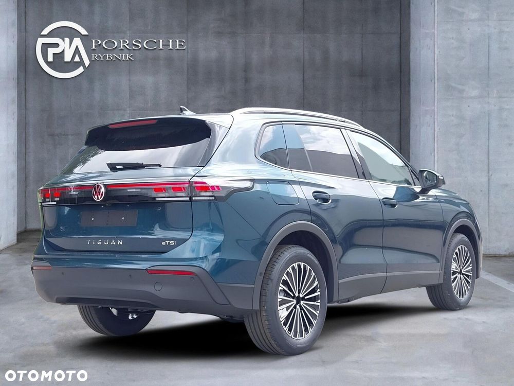 Volkswagen Tiguan - 6