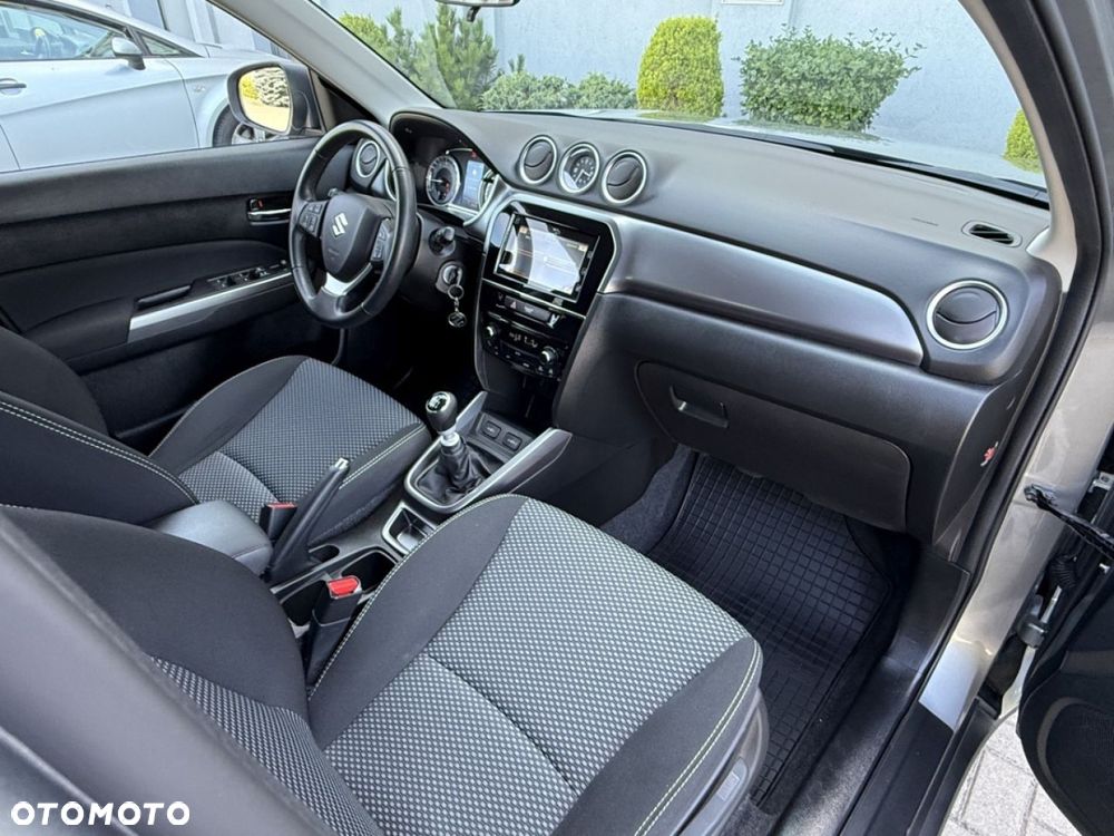 Suzuki Vitara 1.4 Boosterjet SHVS Premium 2WD - 28