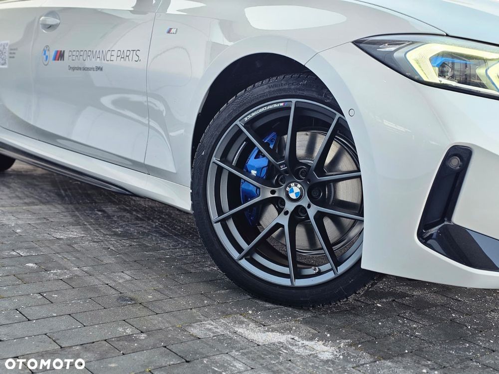 BMW Seria 3 M340i xDrive - 12