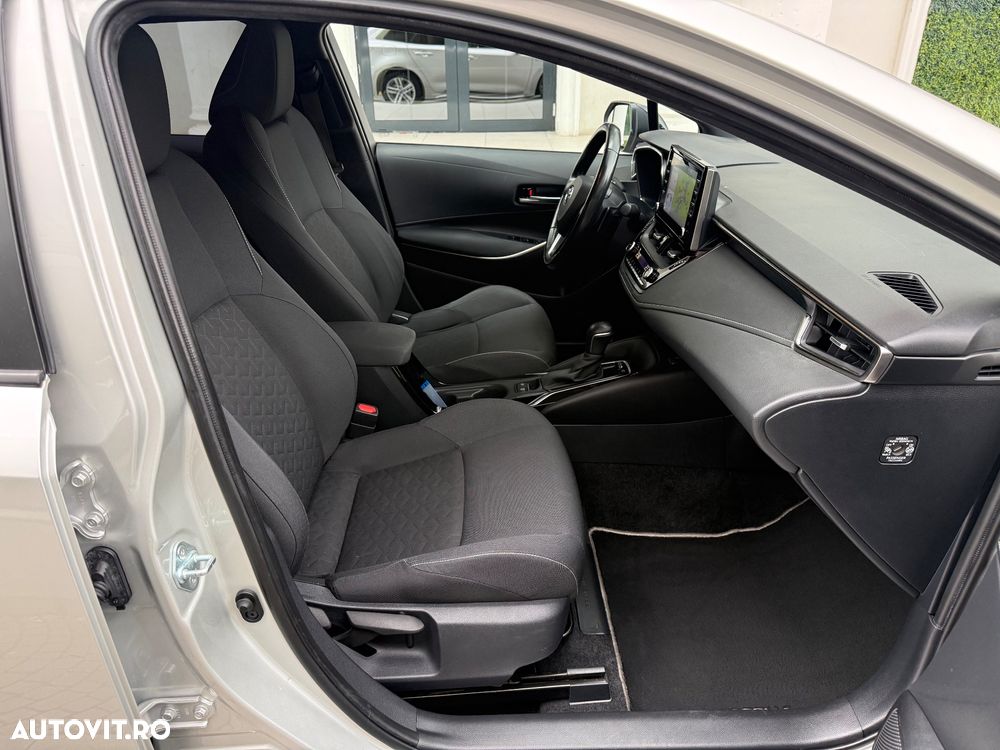 Toyota Corolla 2.0 Hybrid Touring Sports Lounge - 15