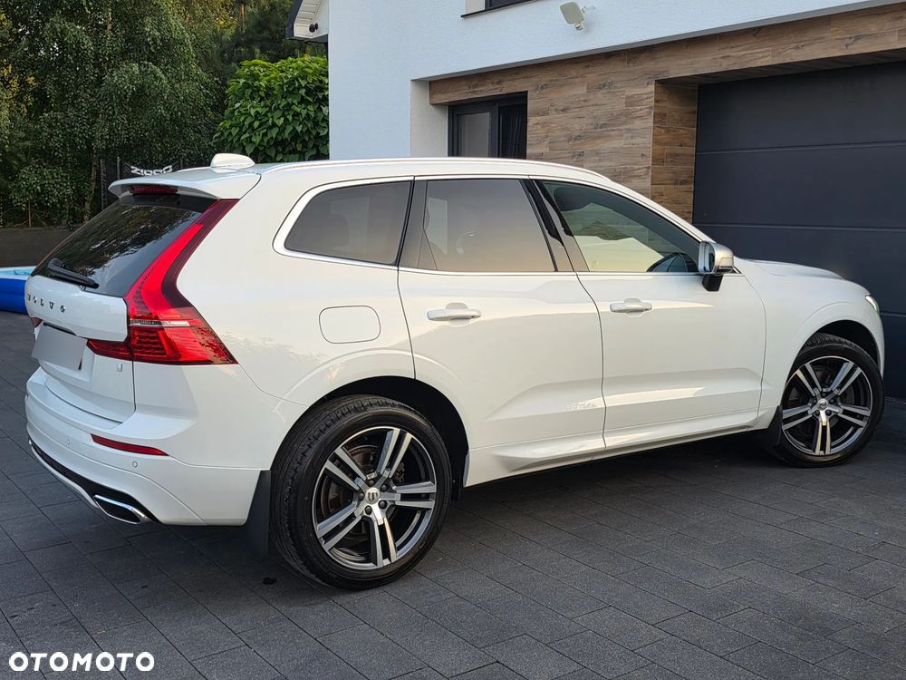 Volvo XC 60 B4 D AWD R-Design - 22