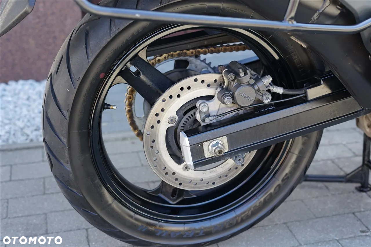 Suzuki DL - 7