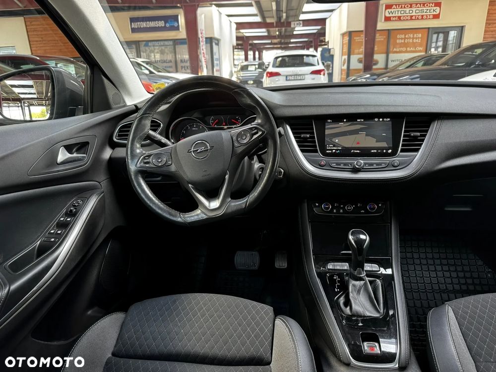 Opel Grandland X - 17