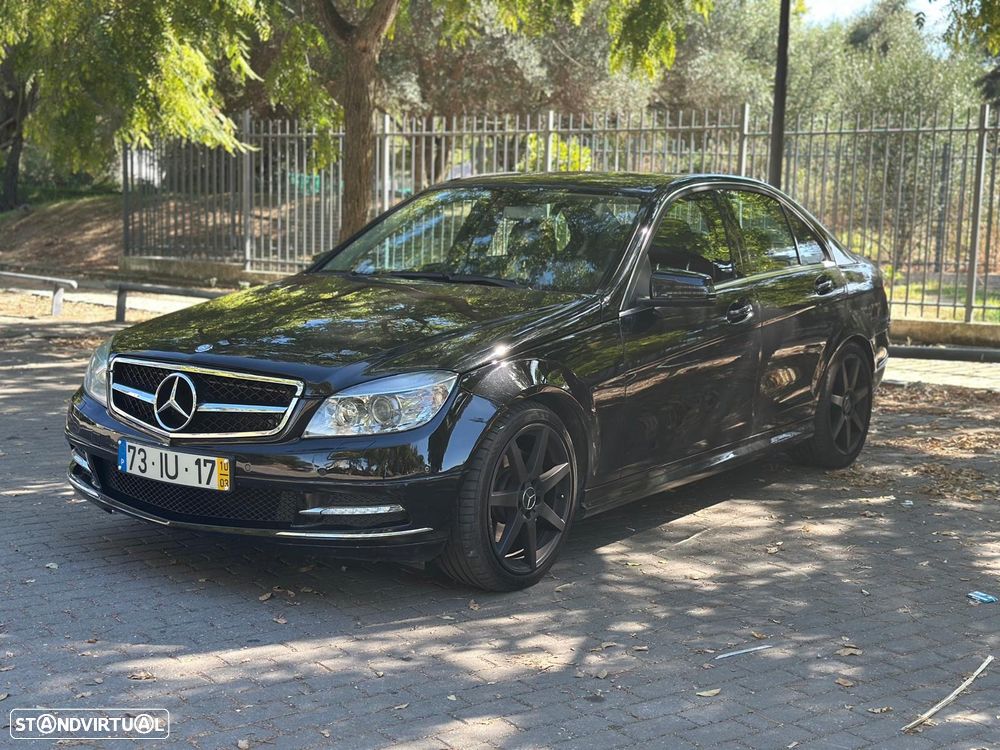 Mercedes-Benz C 350 - 39