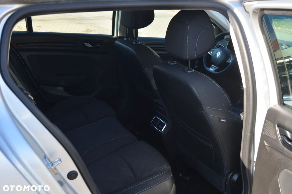 Renault Megane 1.5 Blue dCi Limited - 12