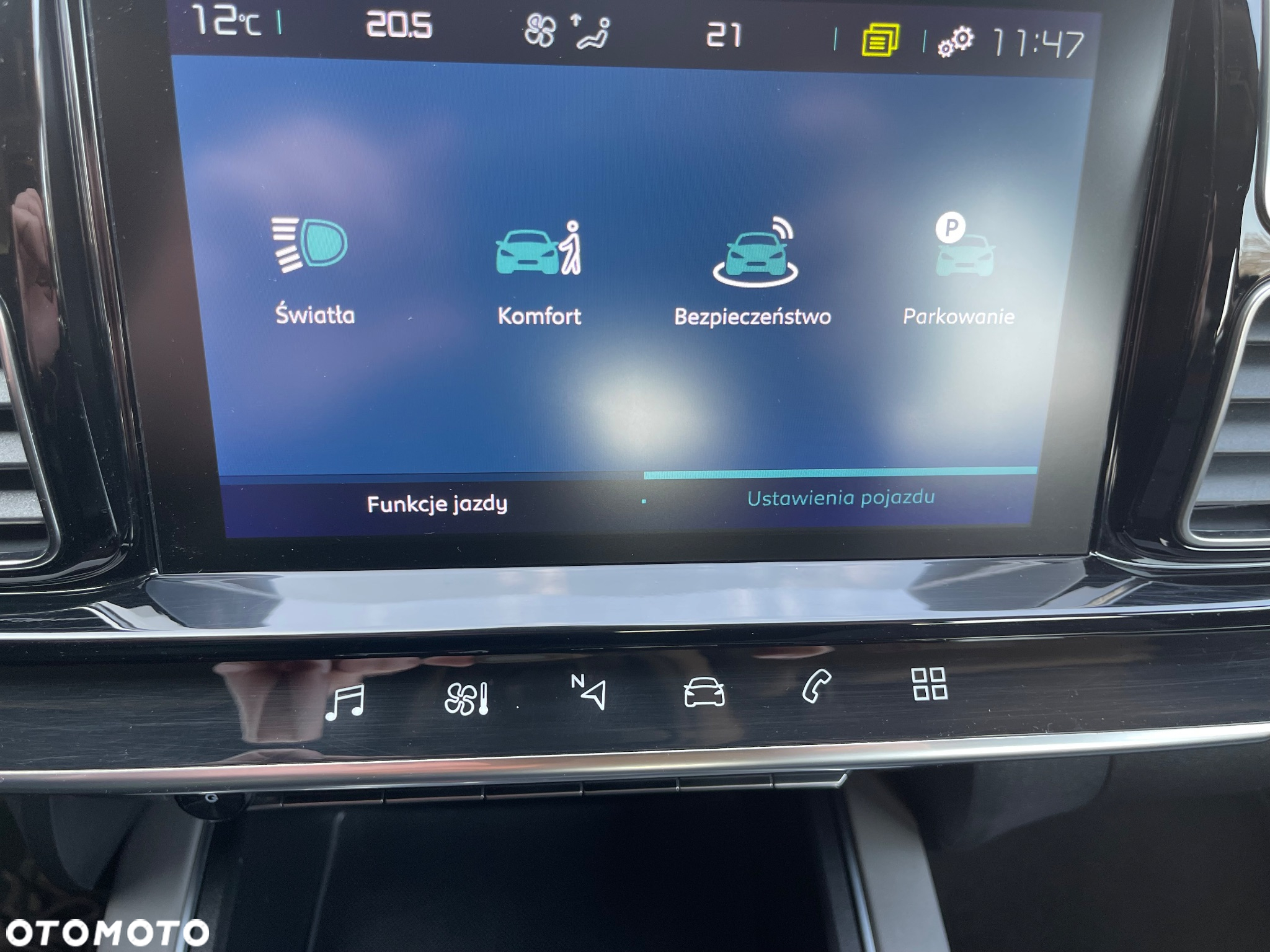 Citroën C5 Aircross Hybrid 225 e-EAT8 FEEL PACK - 29