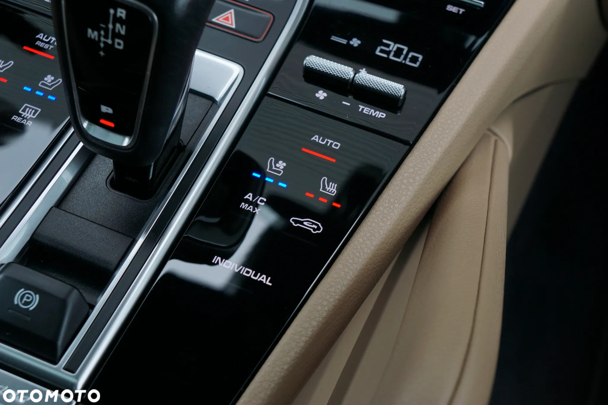 Porsche Cayenne Standard - 26