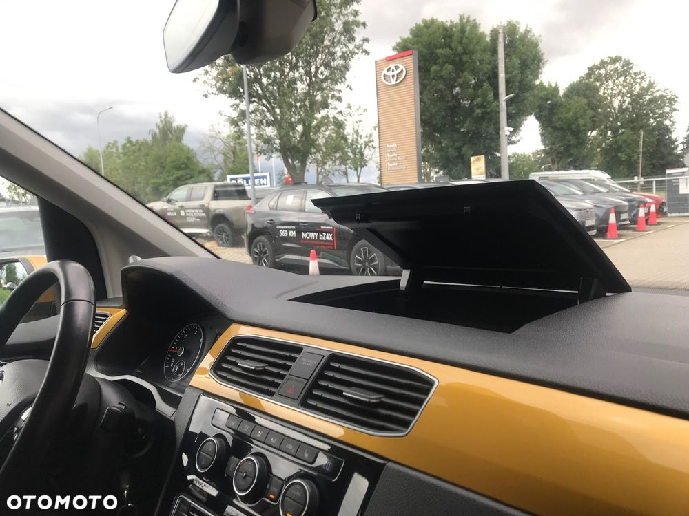 Volkswagen Caddy Maxi 2.0 TDI Highline 4Motion DSG - 19
