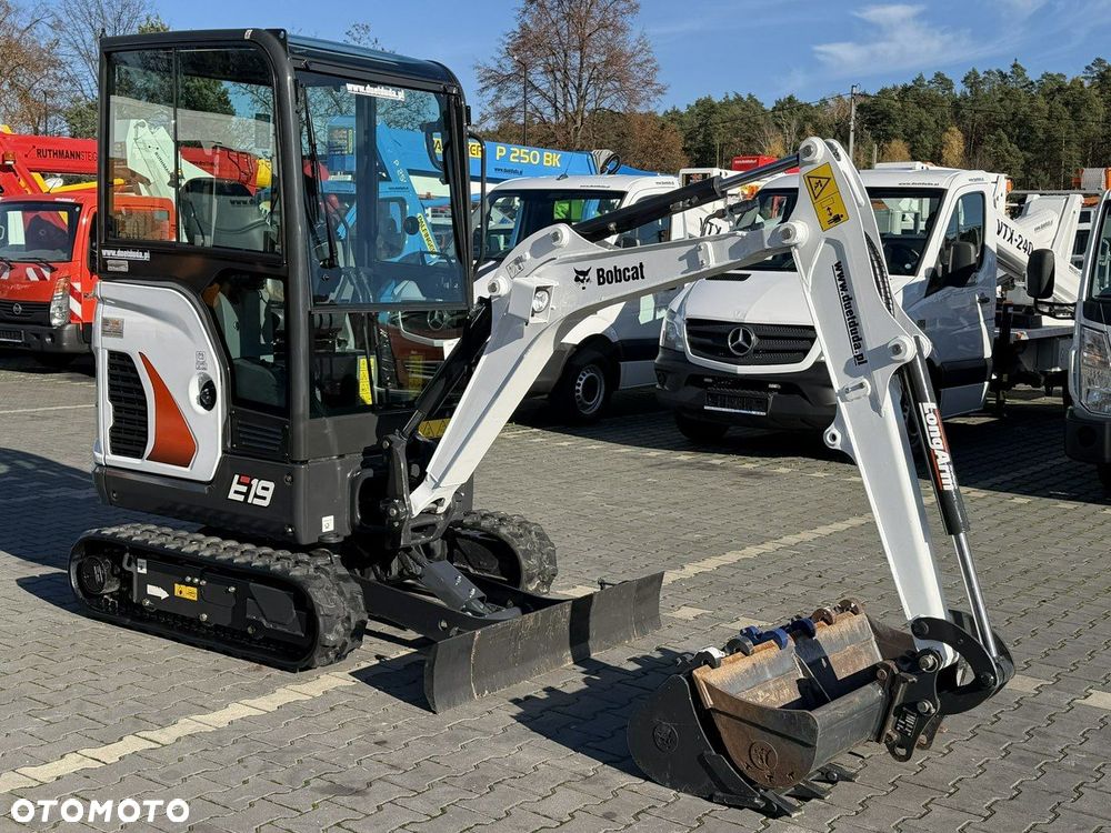 Bobcat E19 Komplet Łyżek  Mało Używana Przepracowane tylko 90mth - 2