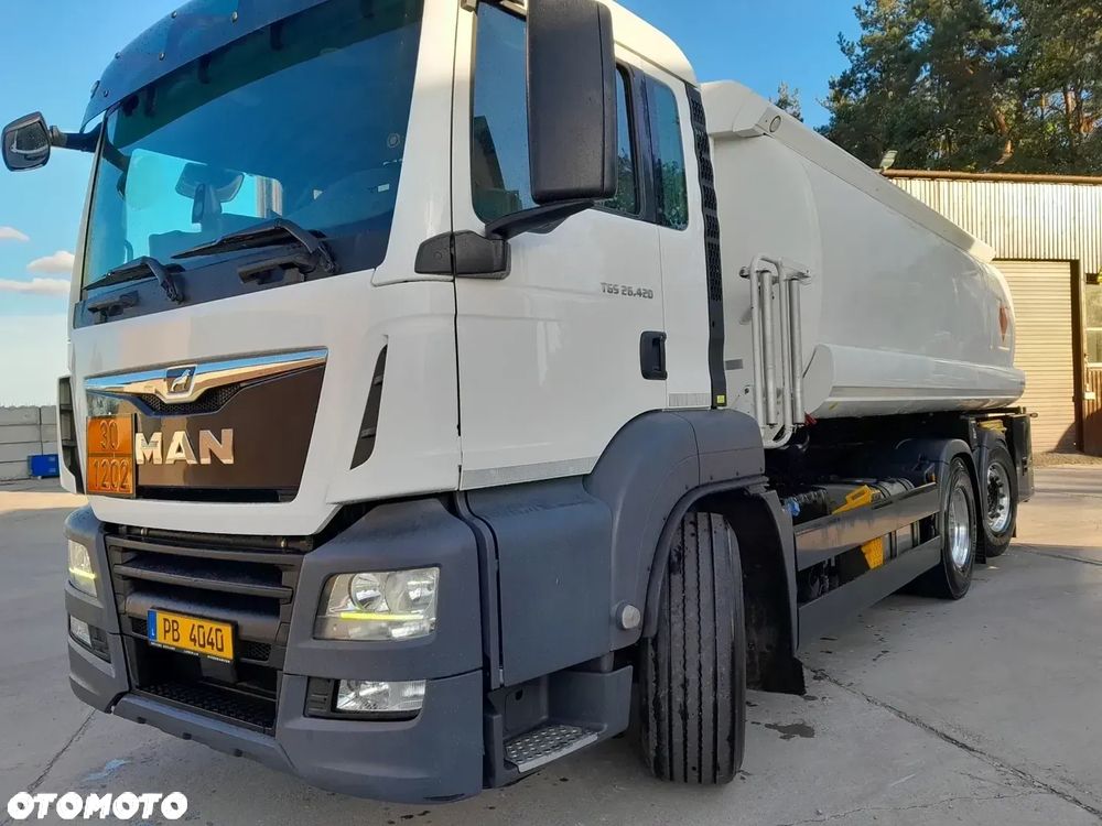 MAN 26420 - 11