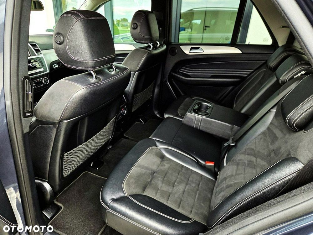 Mercedes-Benz ML 350 BlueTec 4-Matic - 8
