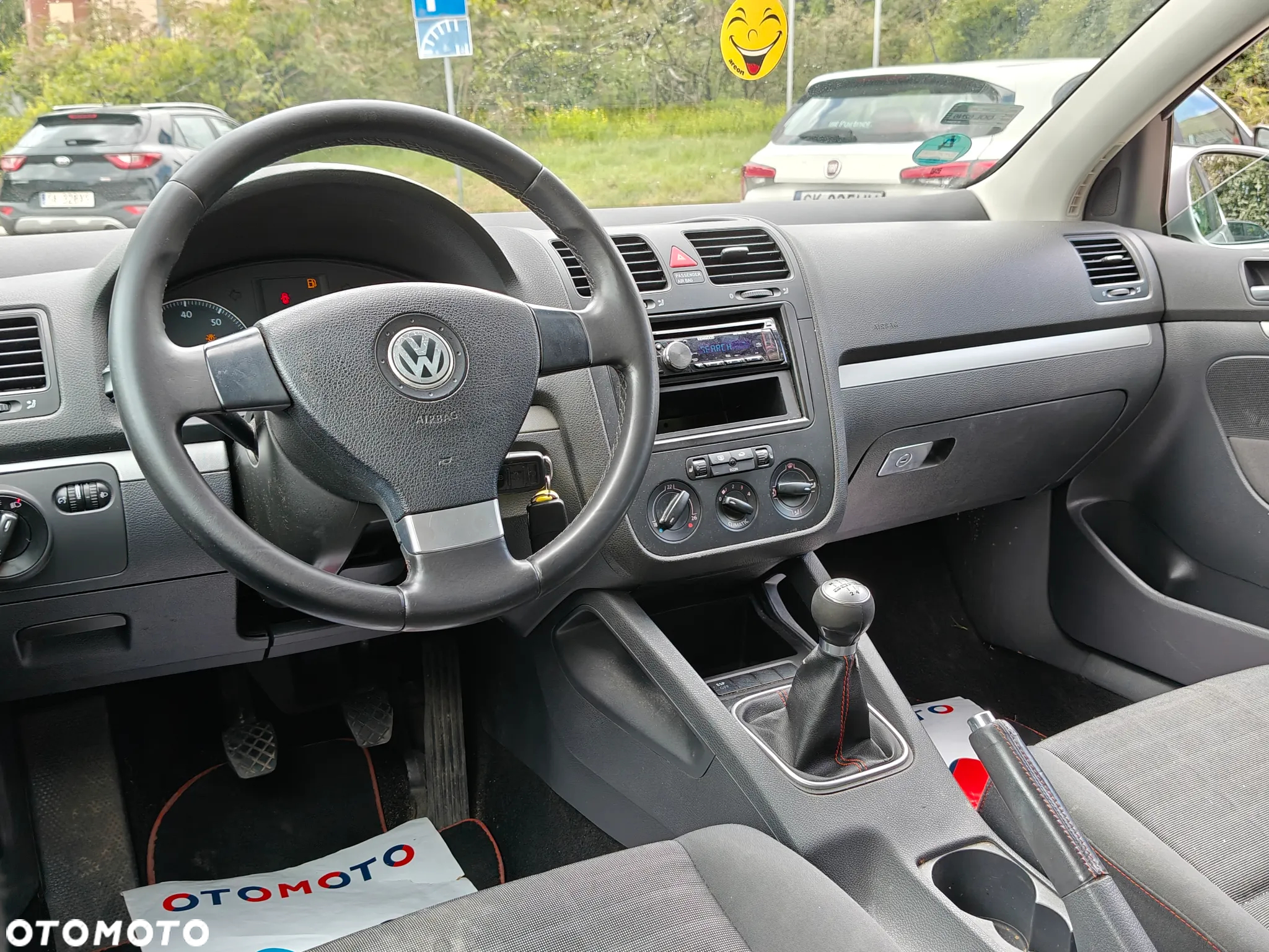 Volkswagen Golf 1.6 Comfortline - 6