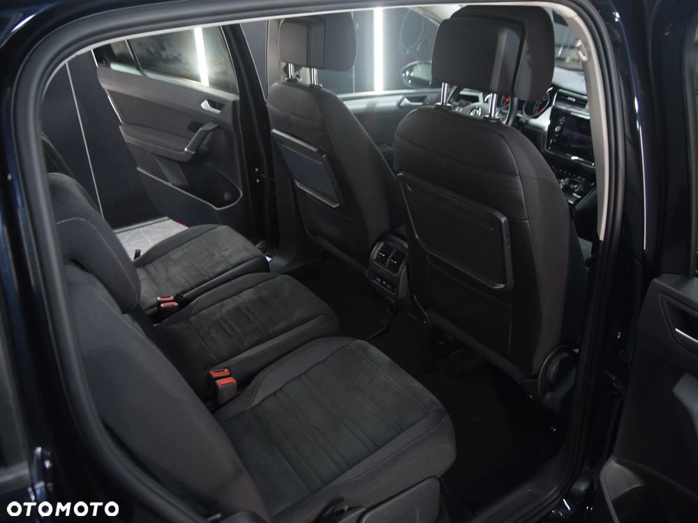 Volkswagen Touran 2.0 TDI SCR DSG Comfortline - 9