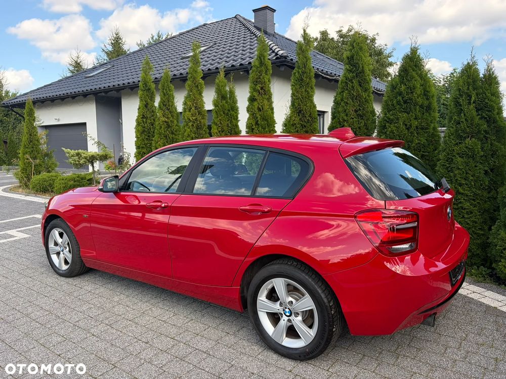 BMW Seria 1 114i Sport Line - 2
