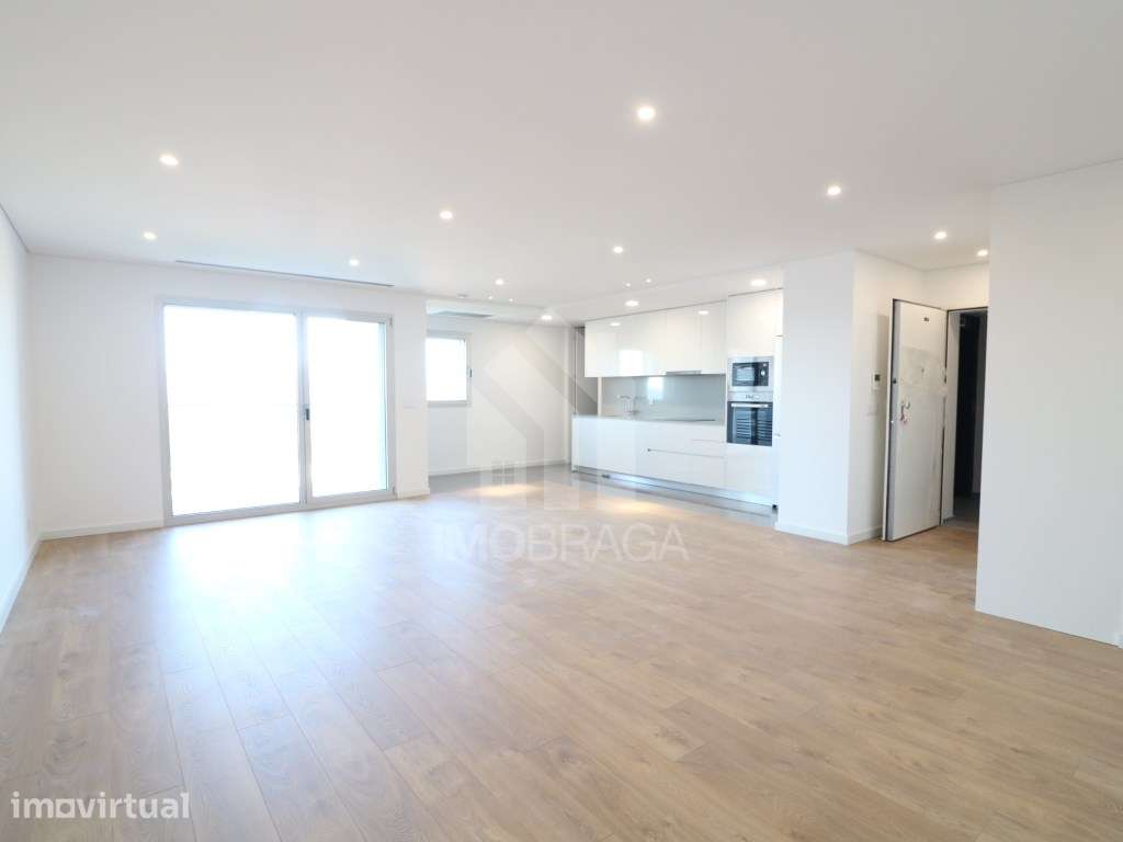 Apartamento T3, em S. Vicente, Braga - Grande imagem: 2/21