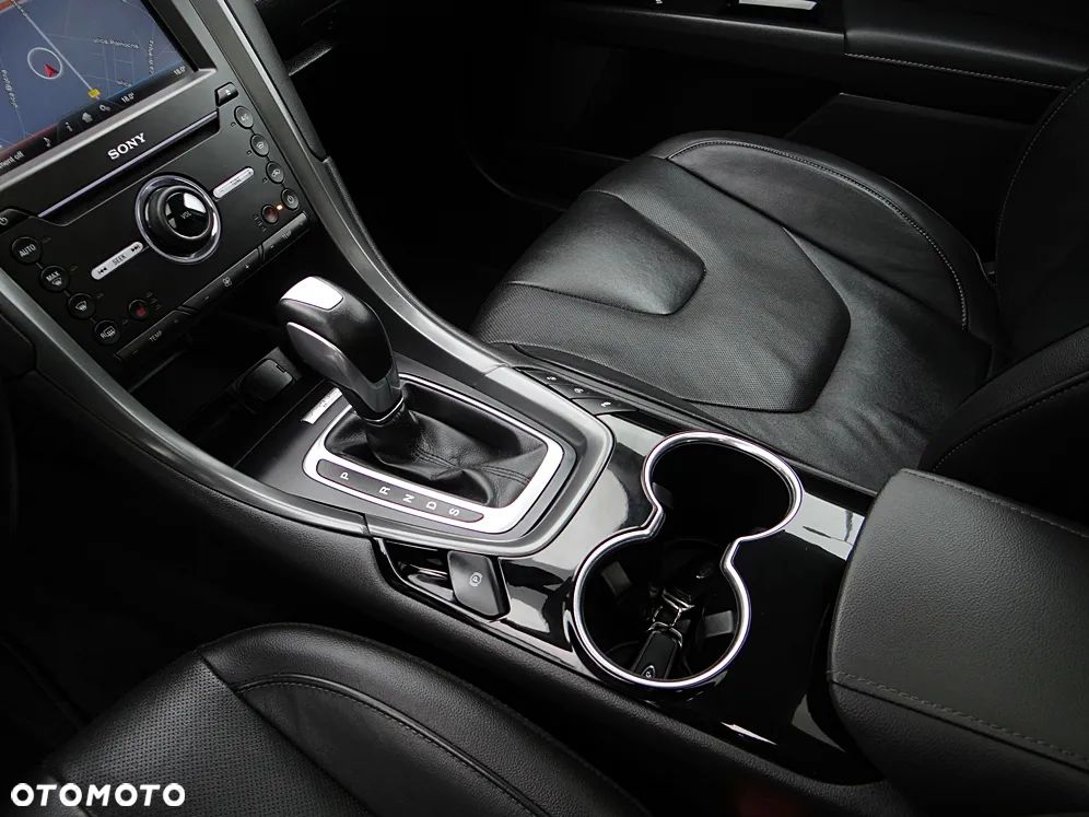 Ford Mondeo 2.0 TDCi Titanium PowerShift - 31