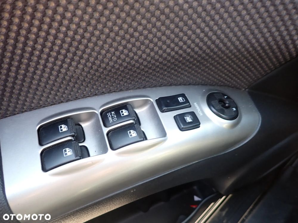 CZĘŚCI - Kia Sportage II 2,0 DOHC 16V G4GC 141KM 5B 2007 lakier 9P INDEX - 8397 - 12