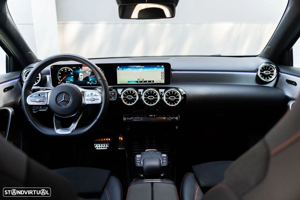 Mercedes-Benz A 180 7G-DCT AMG Line - 10