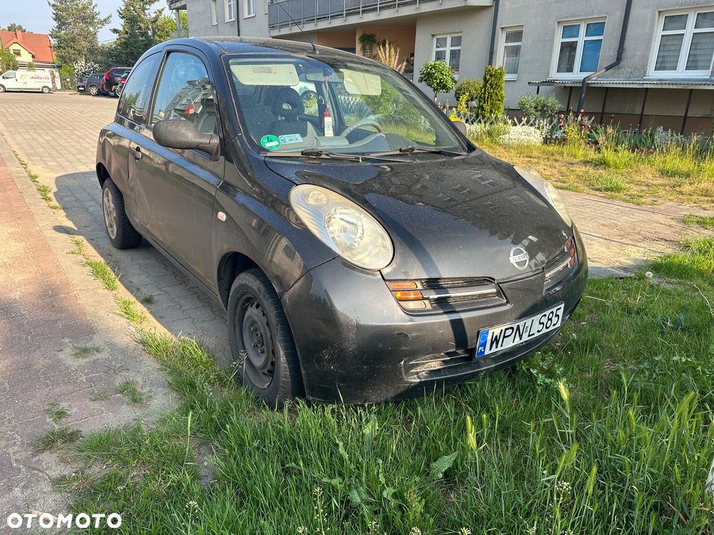Nissan Micra - 1
