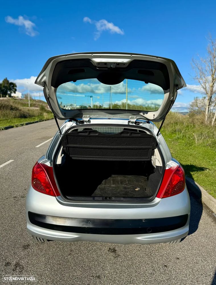 Peugeot 207 1.4 HDi Urban - 7