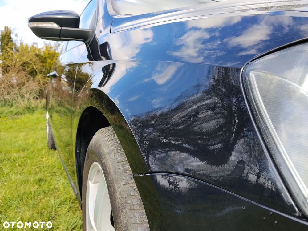 Volkswagen Passat 1.6 TDI Trendline - 16