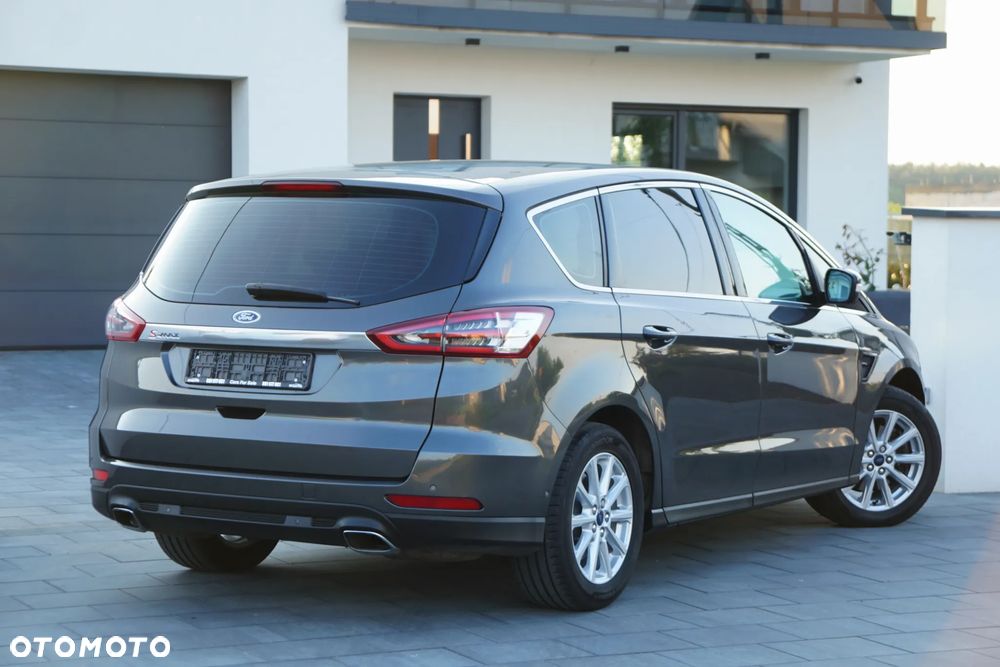 Ford S-Max 2.0 TDCi Titanium - 12