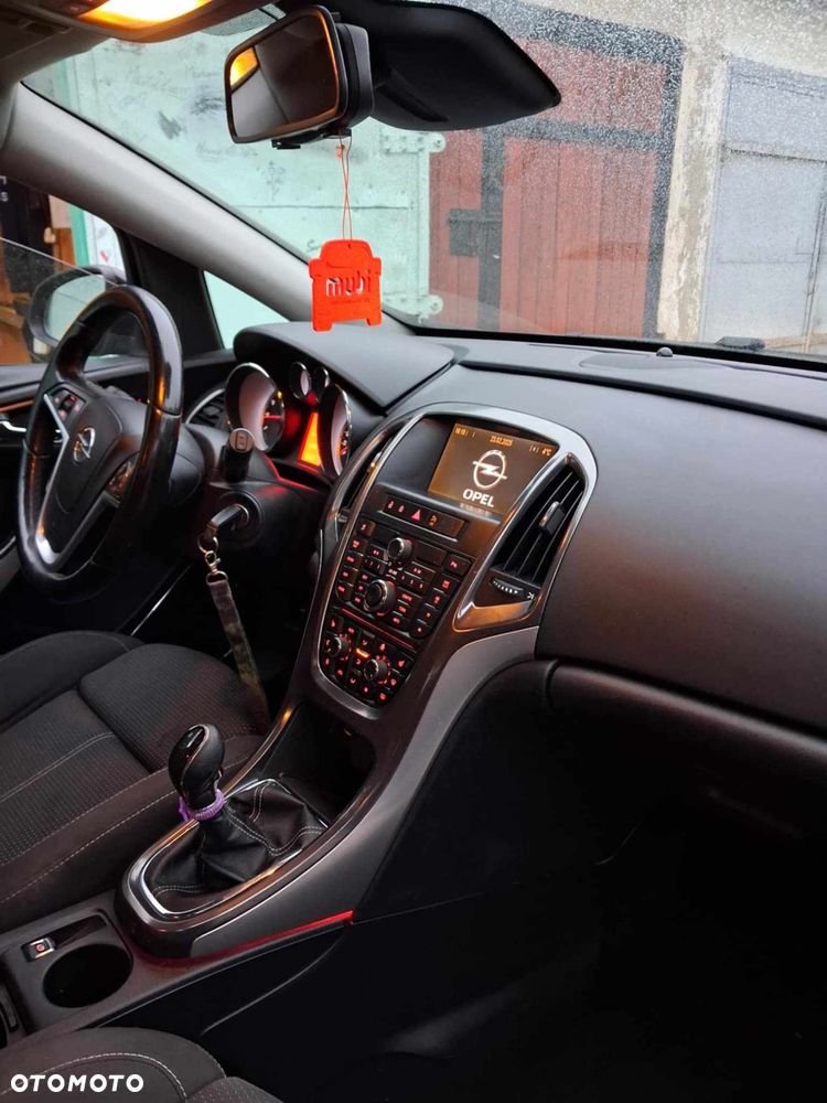 Opel Astra 1.4 ecoFLEX - 4