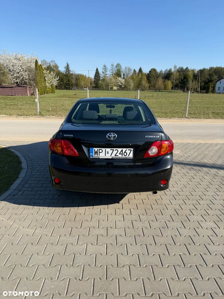 Toyota Corolla 1.6 VVT-i Luna - 10