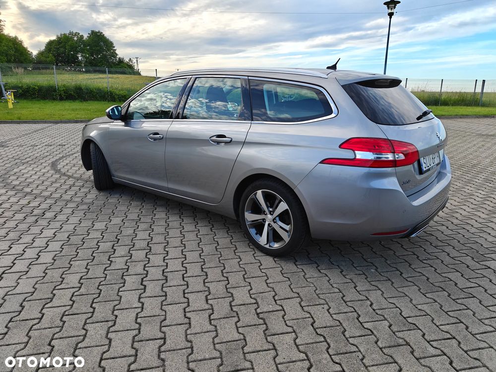 Peugeot 308 2.0 Blue HDi Allure S&S - 8