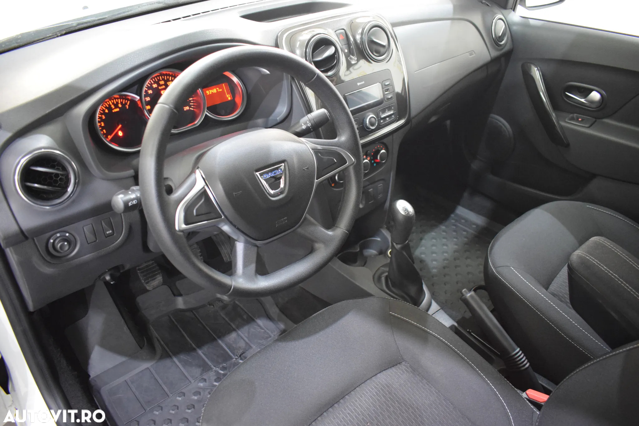 Dacia Logan - 4