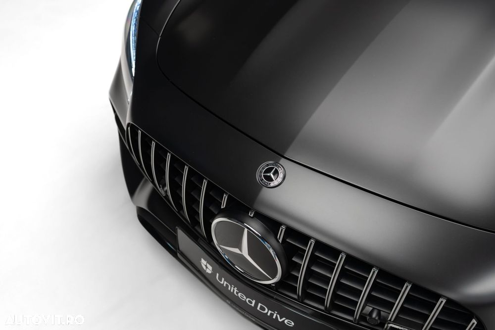 Mercedes-Benz AMG GT - 6