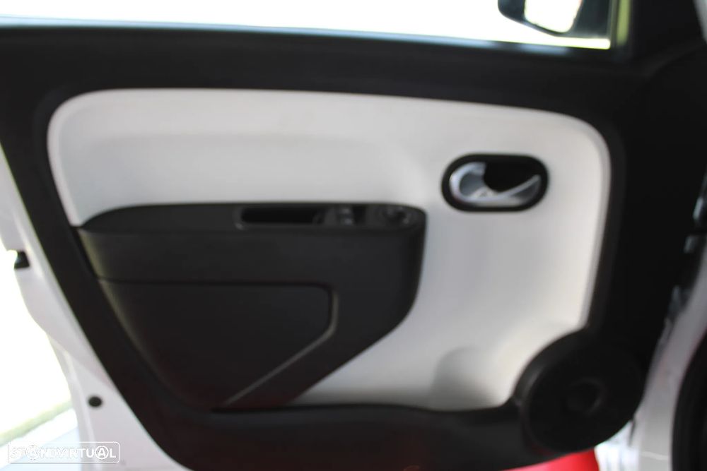 Renault Twingo 1.0 SCe Intens - 15