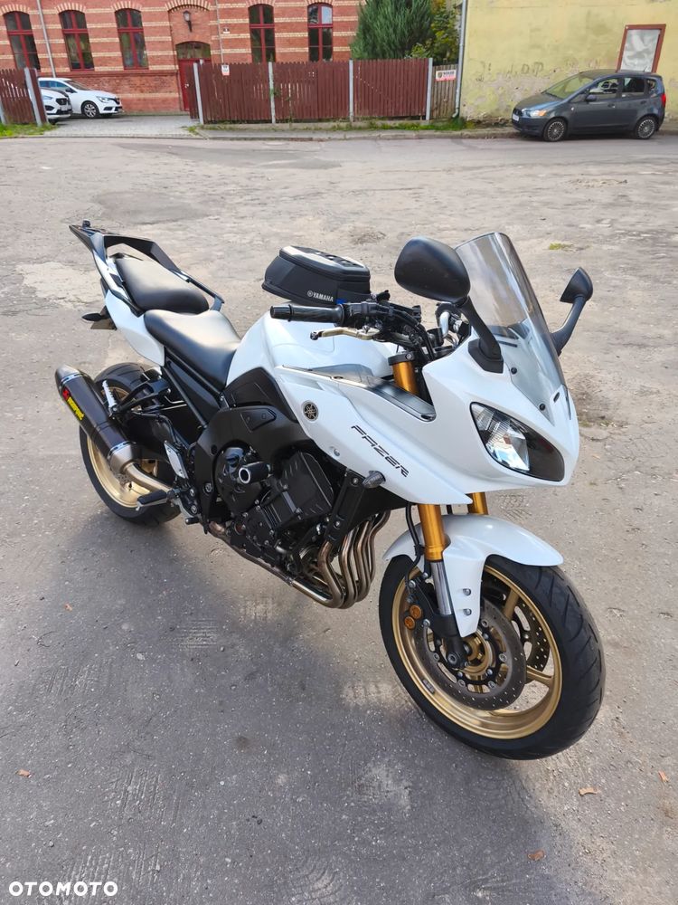 Yamaha FZ8 - 13