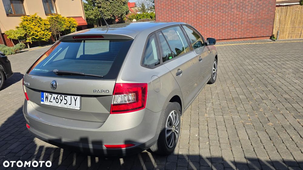 Skoda RAPID Spb 1.6 TDI DPF Active - 9