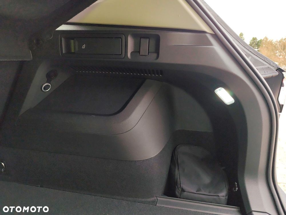 Volkswagen Tiguan - 30