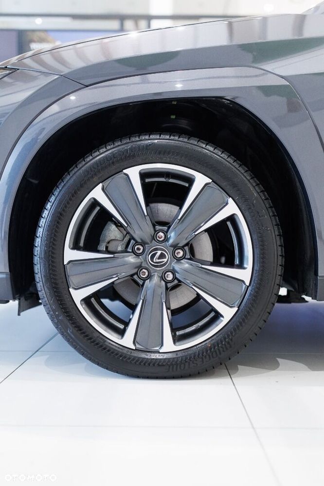 Lexus UX - 26