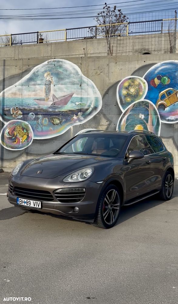 Porsche Cayenne 3.0 L V6 - 1