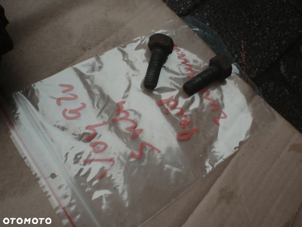 zacisk hamulcowy chrysler voyager I - 4