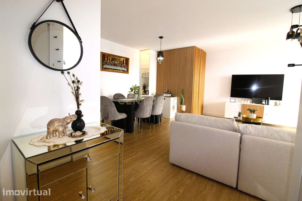 Apartamento T2 Exclusivo com Vista Mar e Localização Privilegiada - Grande imagem: 4/23