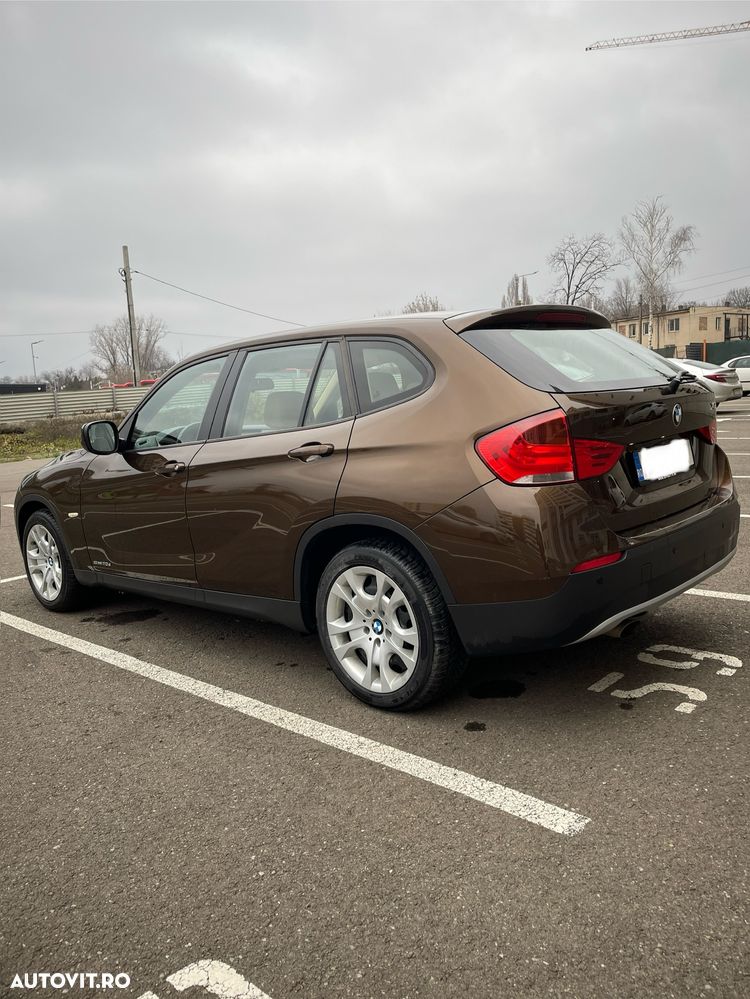 BMW X1 sDrive20d - 6