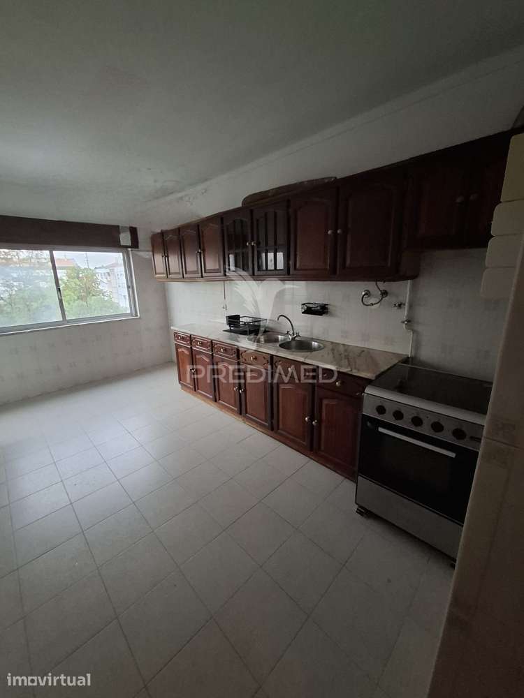 Apartamento T3 com Garagem | Excelente Oportunidade! - Grande imagem: 2/12
