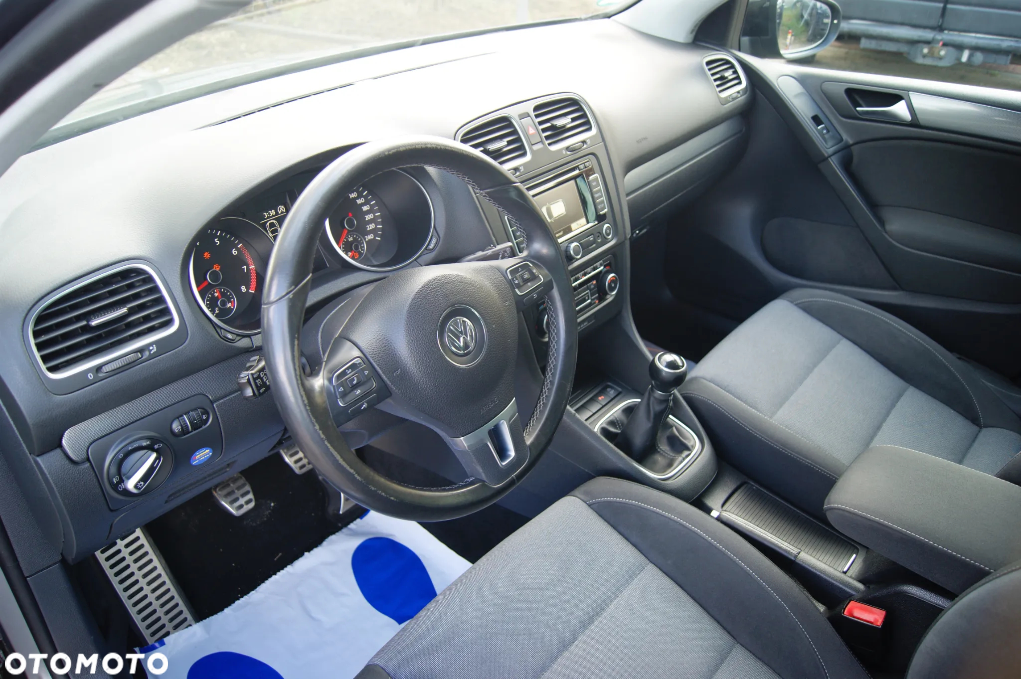 Volkswagen Golf 1.2 TSI BlueMotion Technology Style - 15