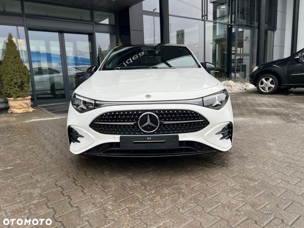 Mercedes-Benz CLA - 5