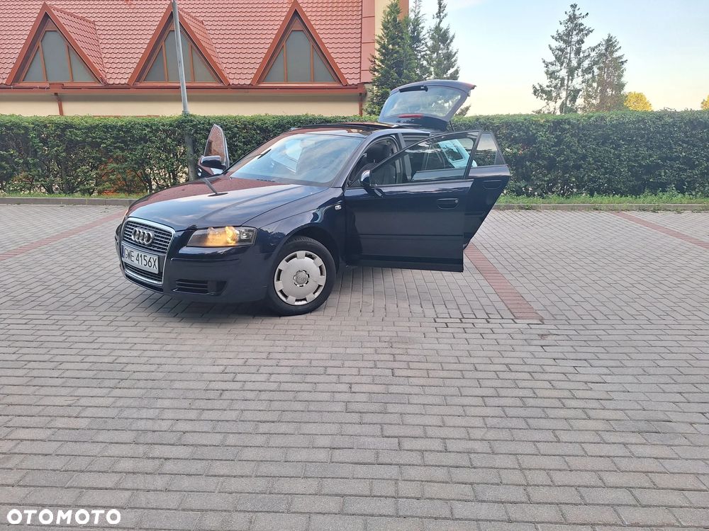 Audi A3 Sportback 1.6 Attraction - 16