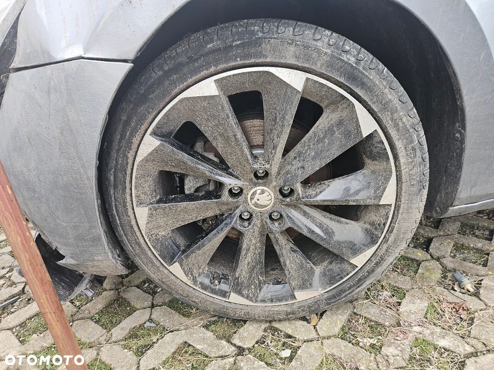 Skoda Superb 1.4 TSI Plug-In Hybrid Sportline DSG - 18